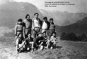 COLO JEUNE FRANCE 1956  bob 1 equipe